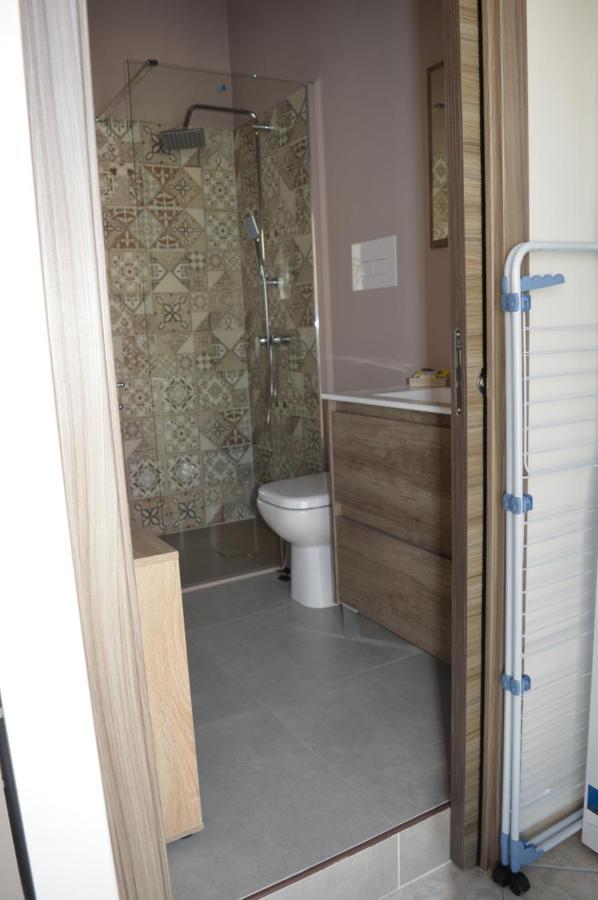 Emerella Guest House Siderno Beach Ngoại thất bức ảnh