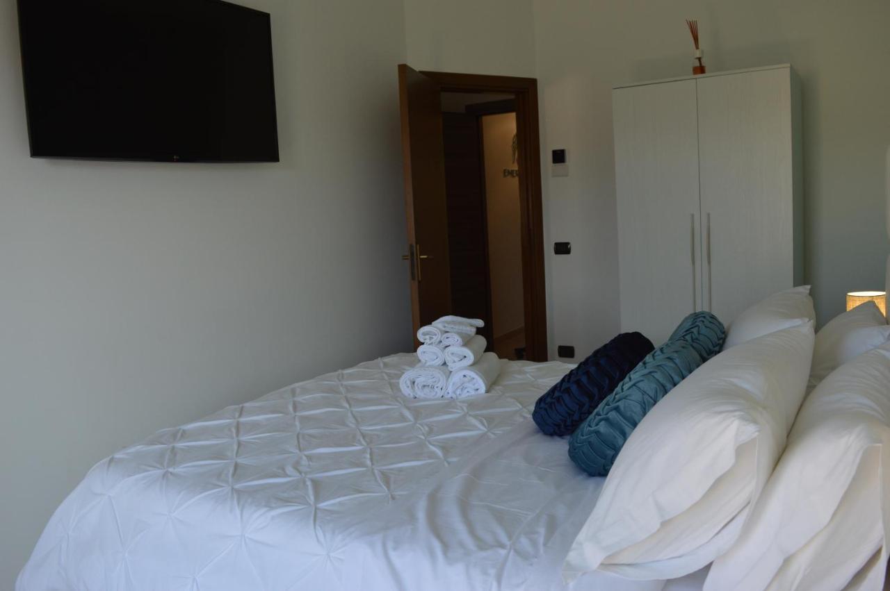 Emerella Guest House Siderno Beach Ngoại thất bức ảnh